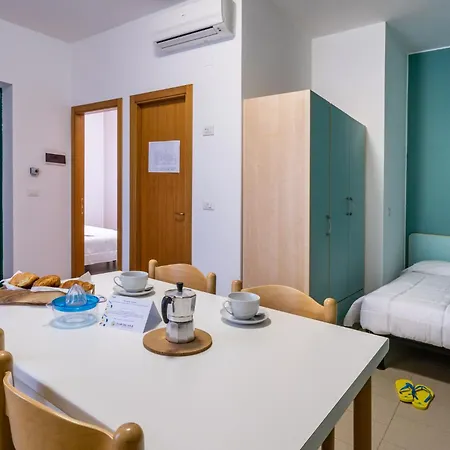 Club Del Sole Stork Family Collection Hotel Giulianova Exterior photo