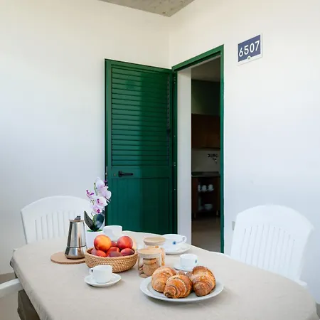 Club Del Sole Stork Family Collection Hotel Giulianova Exterior photo