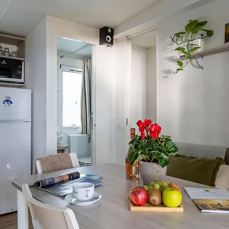 Club Del Sole Stork Family Collection Hotel Giulianova Exterior photo