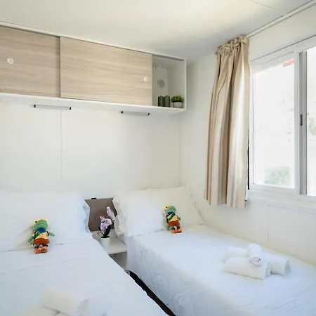 Club Del Sole Stork Family Collection Hotel Giulianova Exterior photo