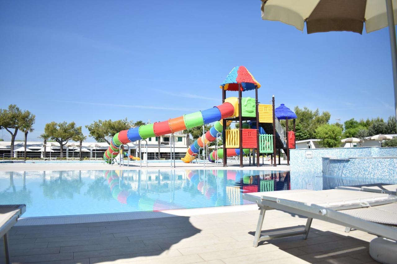 Club Del Sole Stork Family Collection 4*